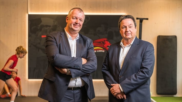 hockey header serge leslie