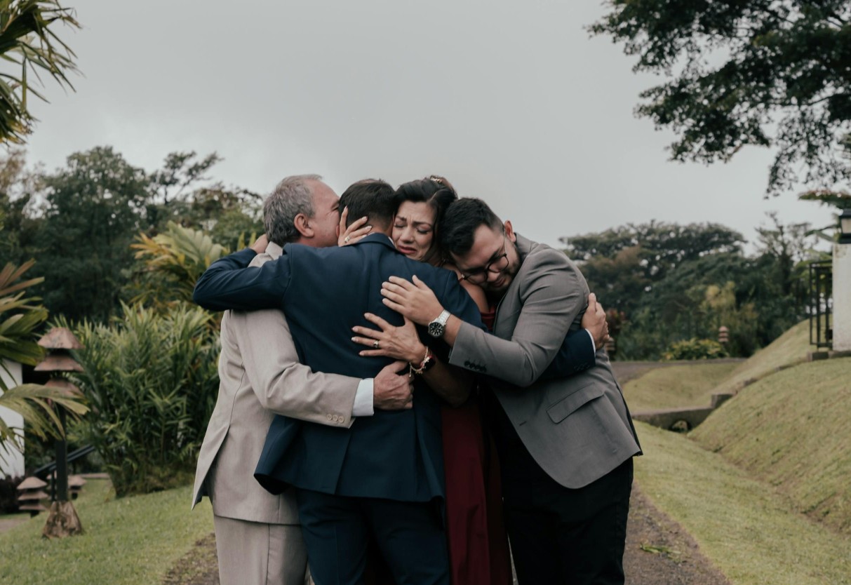 mourners family
